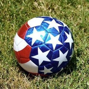 balón de futbol bandera de USA becas deportivas en USA